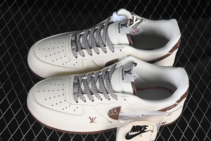 All categories Nk Air Force 1 Air Force series Nk Air Force 1 Low Air Force low-top Nike Air Force 1'07 Low LV joint beige denim hook Air Force 1 low-top casual sneakers SM6668-109